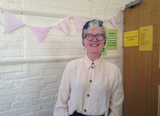 Jeanette goes to the Palace