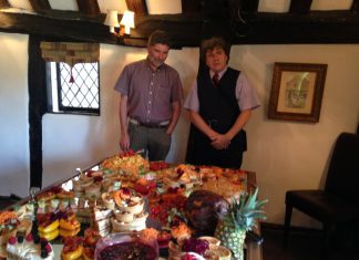 Tilling hosts lunch and tea