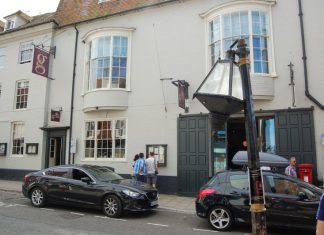 Throwing light on quick action