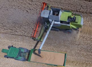 Supermarkets shear farm prices