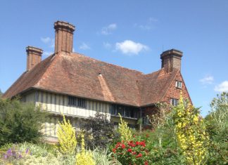 Dixter, dahlias and more!