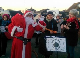 Cutting open the bubbly