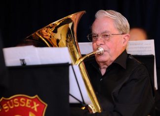 Bold and brassy ‘Winter Warmer’