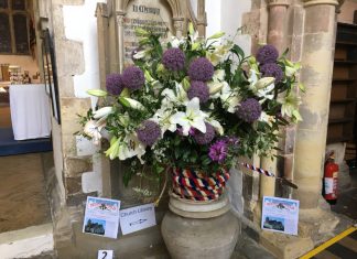 Flower show fills St Mary’s