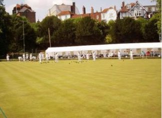 Early start for bowls tournament