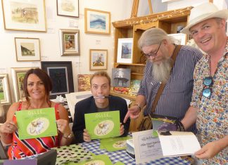 Book signing does go there