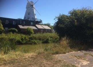 Bridging the river Tillingham