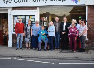 Community Shop distributes grants