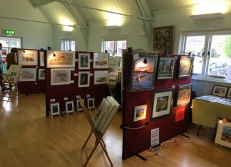 Peasmarsh Hall hosts fine arts
