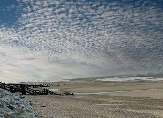 Enjoy Camber Sands smoke free