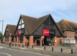 A new twist in supermarket battle