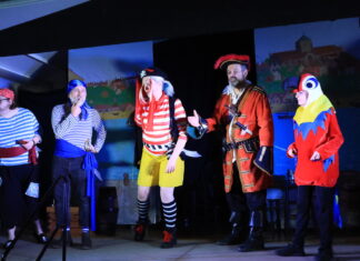 Pantomime? No, it’s a shantomime