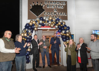 It’s cocktail o’clock