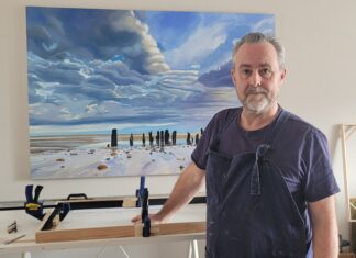 Capturing light in paint