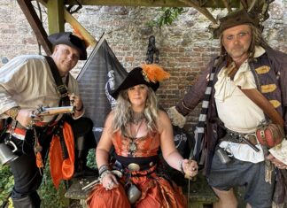 Pirates and Smugglers Day