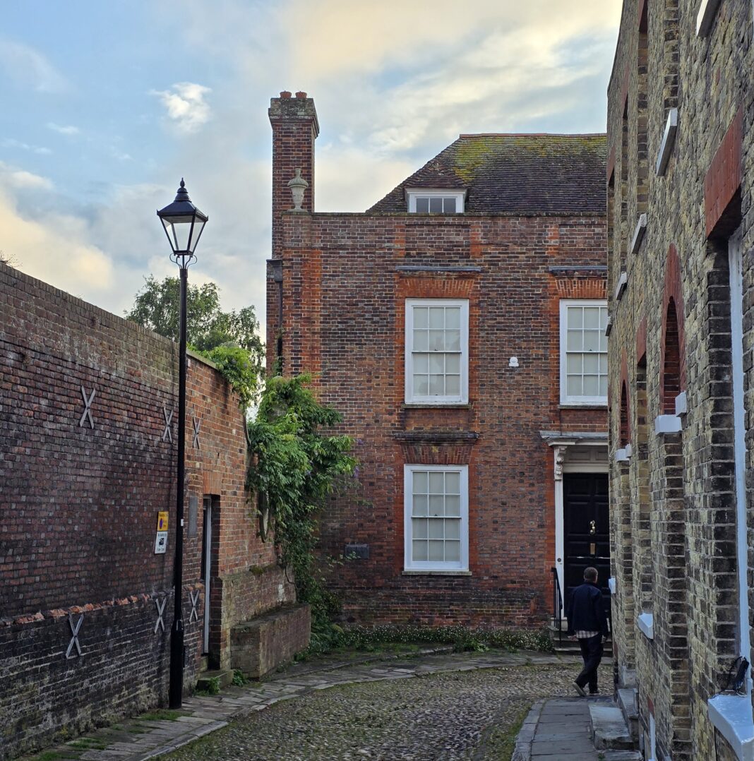 Replaced street lamp at Lamb House