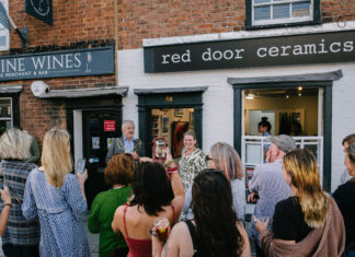 New pottery studio opens