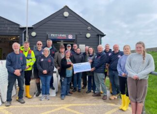 Large donation to Pett Level lifeboat