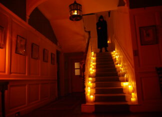 Candlelit ghostly encounters
