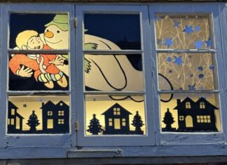 Winchelsea Christmas windows