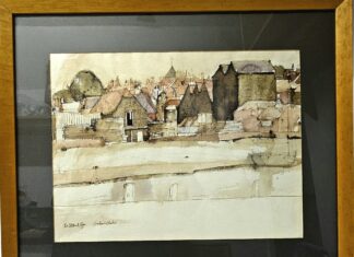 Art auction raises thousands