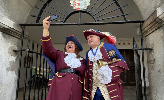 What makes a great town crier?